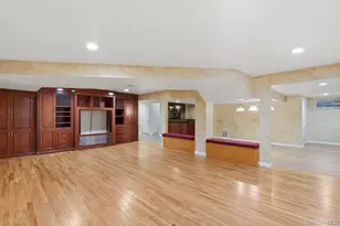 43 Hunt Dr, Jericho, NY 11753 - Photo 27
