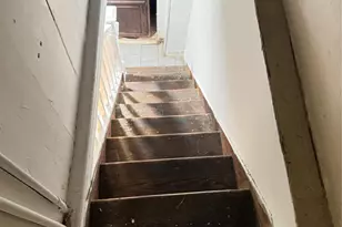 690 E 240th St, Bronx, NY 10470 - Photo 35