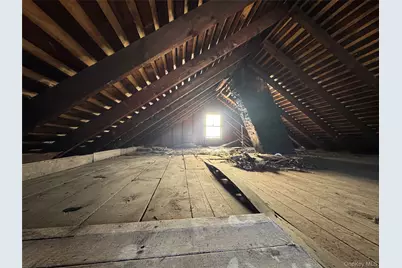 690 E 240th Street, Bronx, NY 10470 - Photo 33