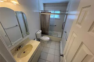 16 Linden St, Coram, NY 11727 - Photo 7