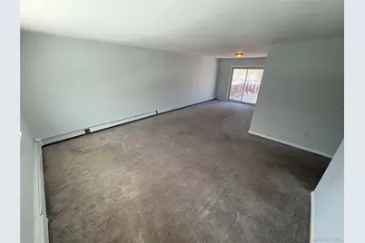 16 Linden Street, Coram, NY 11727 - Photo 3