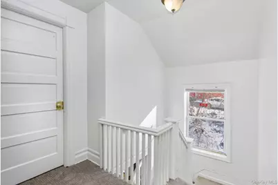 85 Sunset Avenue, Poughkeepsie, NY 12601 - Photo 15