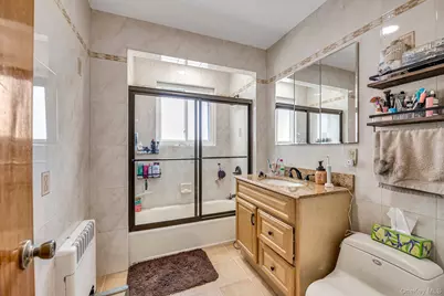 1922 Hering Avenue, Bronx, NY 10461 - Photo 5