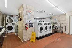 102-10 66th Rd, Forest Hills, NY 11375 - Photo 15