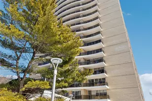 102-10 66th Rd, Forest Hills, NY 11375 - Photo 3