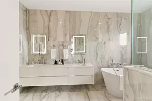 10 Shore Rd, Glenwood Landing, NY 11547 - Photo 23