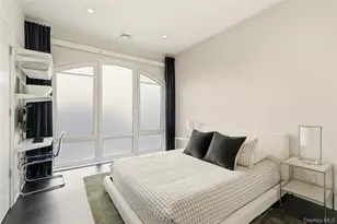 10 Shore Rd, Glenwood Landing, NY 11547 - Photo 27