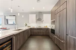 10 Shore Rd, Glenwood Landing, NY 11547 - Photo 3