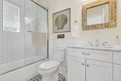 803 Front Street, Greenport, NY 11944 - Photo 15