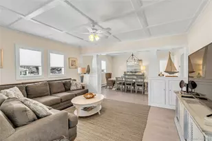 803 Front St, Greenport, NY 11944 - Photo 5