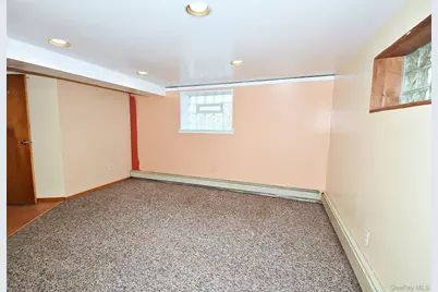 24903 Rushmore Terrace, Little Neck, NY 11362 - Photo 15