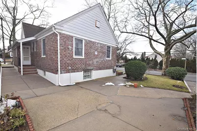 24903 Rushmore Terrace, Little Neck, NY 11362 - Photo 19