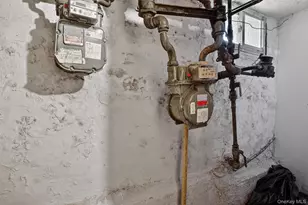 16-23 Norman St, Ridgewood, NY 11385 - Photo 41