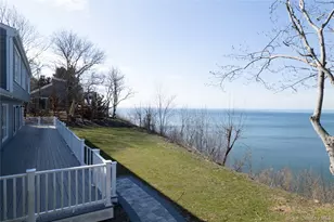 43 Waterview Dr, Sound Beach, NY 11789 - Photo 5