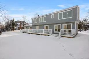 43 Waterview Dr, Sound Beach, NY 11789 - Photo 7