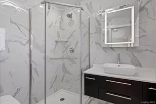 43 Waterview Dr, Sound Beach, NY 11789 - Photo 23