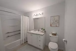 100 Woodcrest Ln, Mount Kisco, NY 10549 - Photo 5