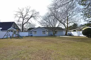 133 Inverness Rd, Holbrook, NY 11741 - Photo 11