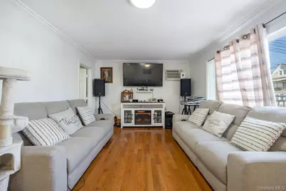 2752 Curtis Street, East Elmhurst, NY 11369 - Photo 29