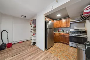 2752 Curtis St, East Elmhurst, NY 11369 - Photo 21