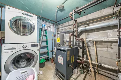 2752 Curtis Street, East Elmhurst, NY 11369 - Photo 39