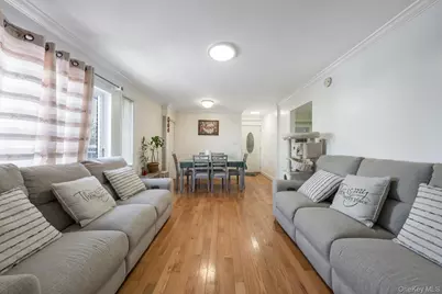 2752 Curtis Street, East Elmhurst, NY 11369 - Photo 31