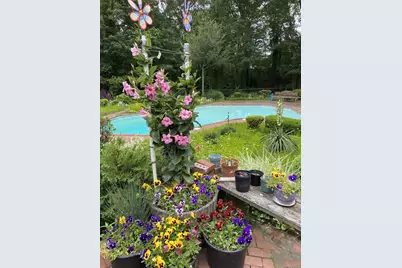 10 Sarah Drive, Dix Hills, NY 11746 - Photo 37