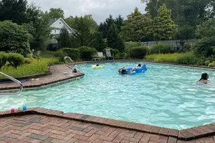 10 Sarah Dr, Dix Hills, NY 11746 - Photo 35