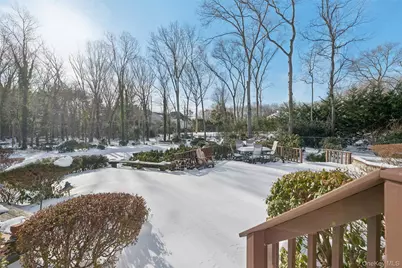 10 Sarah Drive, Dix Hills, NY 11746 - Photo 31