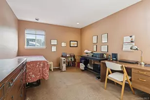 10 Sarah Dr, Dix Hills, NY 11746 - Photo 25