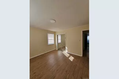 102 Birchwood Park Drive, Syosset, NY 11791 - Photo 11