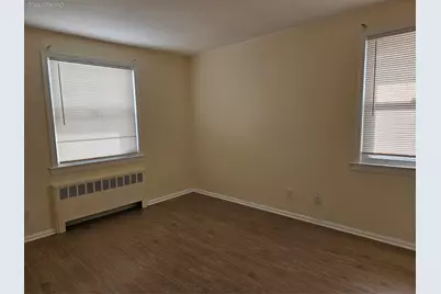 102 Birchwood Park Drive, Syosset, NY 11791 - Photo 9