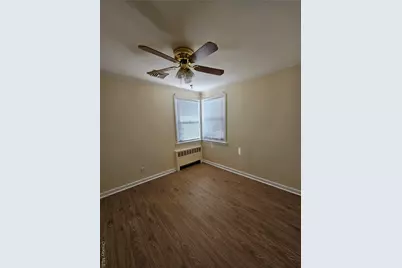 102 Birchwood Park Drive, Syosset, NY 11791 - Photo 11