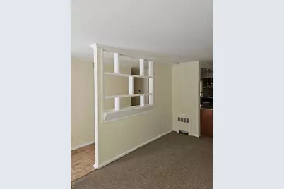 102 Birchwood Park Drive, Syosset, NY 11791 - Photo 5