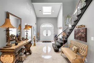 7 Albertson Ln, Old Westbury, NY 11568 - Photo 19