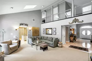 7 Albertson Ln, Old Westbury, NY 11568 - Photo 9