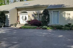 7 Albertson Ln, Old Westbury, NY 11568 - Photo 5