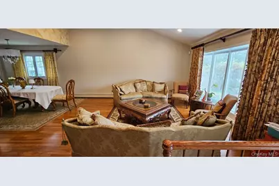 739 Bonnie Drive, Baldwin, NY 11510 - Photo 3