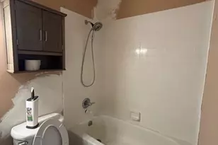 205 Mineola Blvd, Mineola, NY 11501 - Photo 17