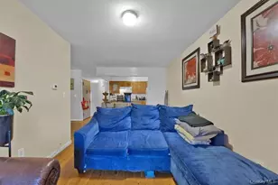 931 E 216th St, Bronx, NY 10469 - Photo 15