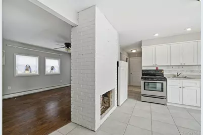 23 Elm Drive W, Levittown, NY 11756 - Photo 9