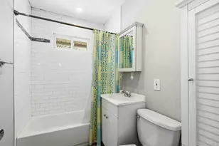 23 Elm Dr W, Levittown, NY 11756 - Photo 19