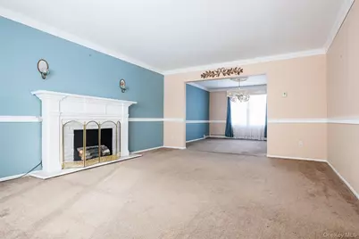 125 Northgate Circle, Calverton, NY 11933 - Photo 3