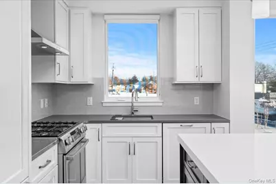 422 E Boston Post Road #302, Mamaroneck, NY 10543 - Photo 7