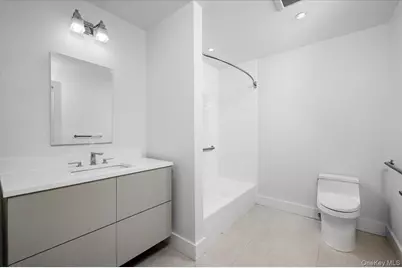 422 E Boston Post Road #302, Mamaroneck, NY 10543 - Photo 13