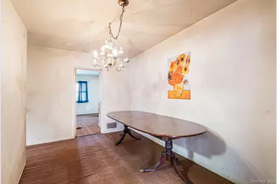 7555 198th Street, Fresh Meadows, NY 11366 - Photo 7