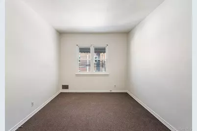 7555 198th Street, Fresh Meadows, NY 11366 - Photo 19