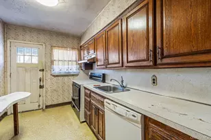 75-55 198th St, Fresh Meadows, NY 11366 - Photo 9