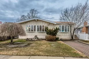 2582 Centre Ave, Bellmore, NY 11710 - Photo 33