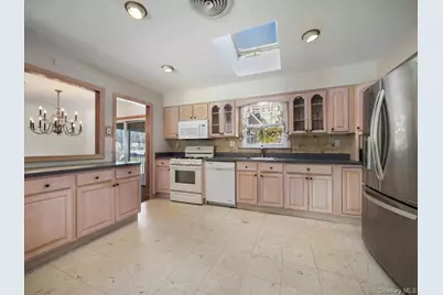 61 Rolling Ridge Road, New City, NY 10956 - Photo 11